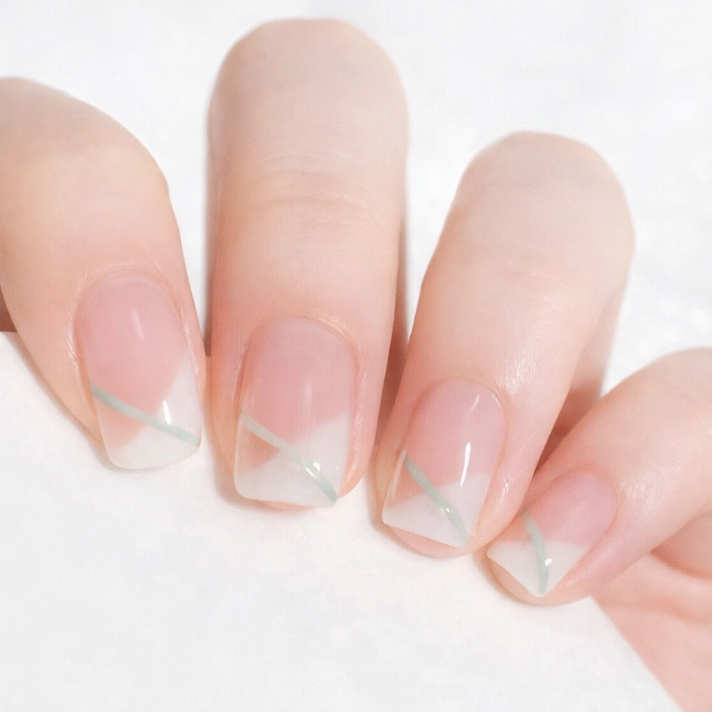24PCS Gentle and Sweet Milky White French Nail With Glue - 24PCS