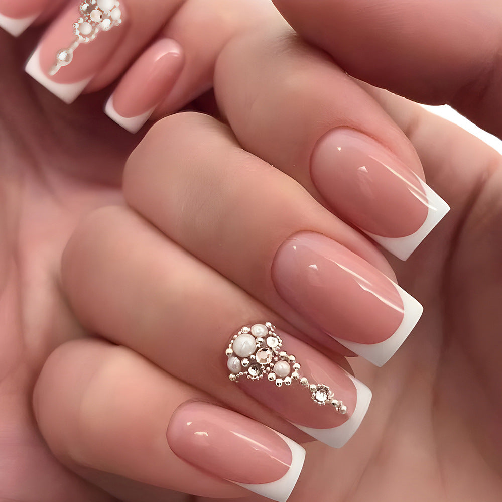 24Pcs Hot-Selling Pearl Rhinestone, White Edge Wearable Nails Stylish Pattern Artificial Nails